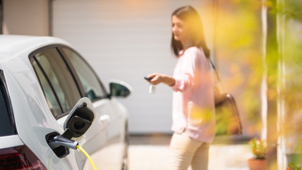 Can You Charge An Electric Car At Home – EHCar.net How to Charge a Used Electric Car at Home