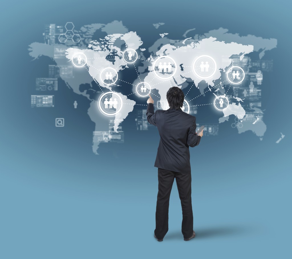 How E-commerce Is Transforming Global Retail Today