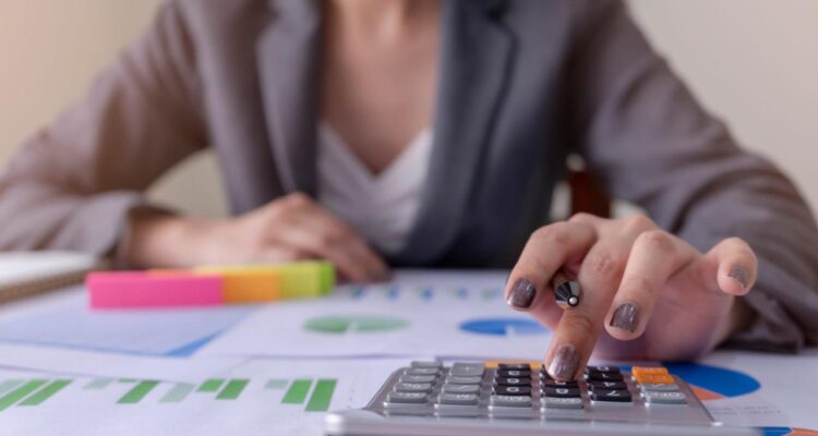 Real Estate Tips for Retirees Making Smart Choices
